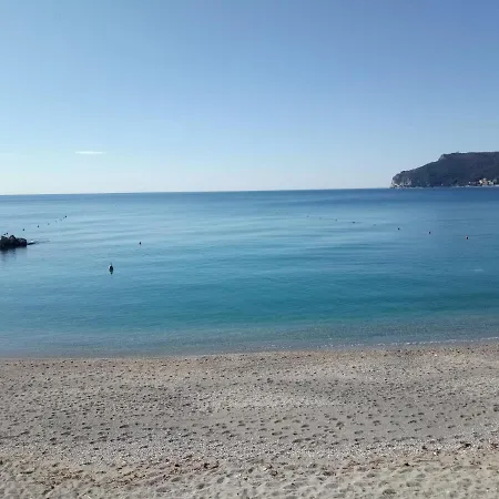 B&beach Frühstückspension Bergeggi